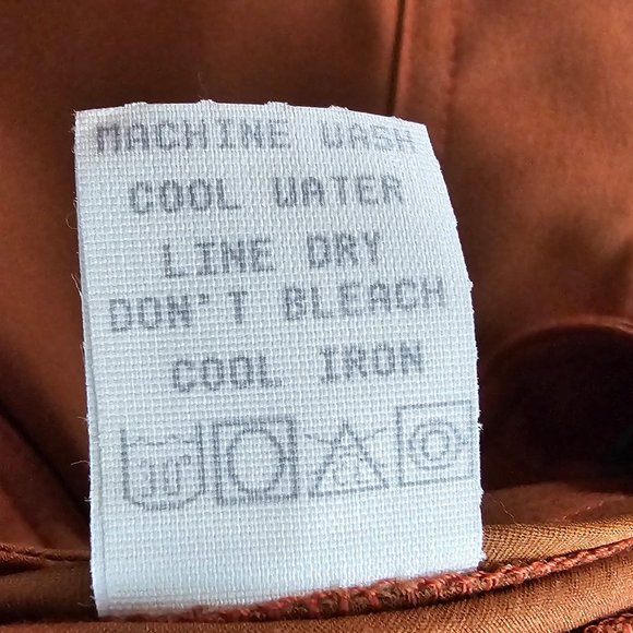 TAIL TECH GOLF SHORTS -Women NWT - Picture 7 of 9